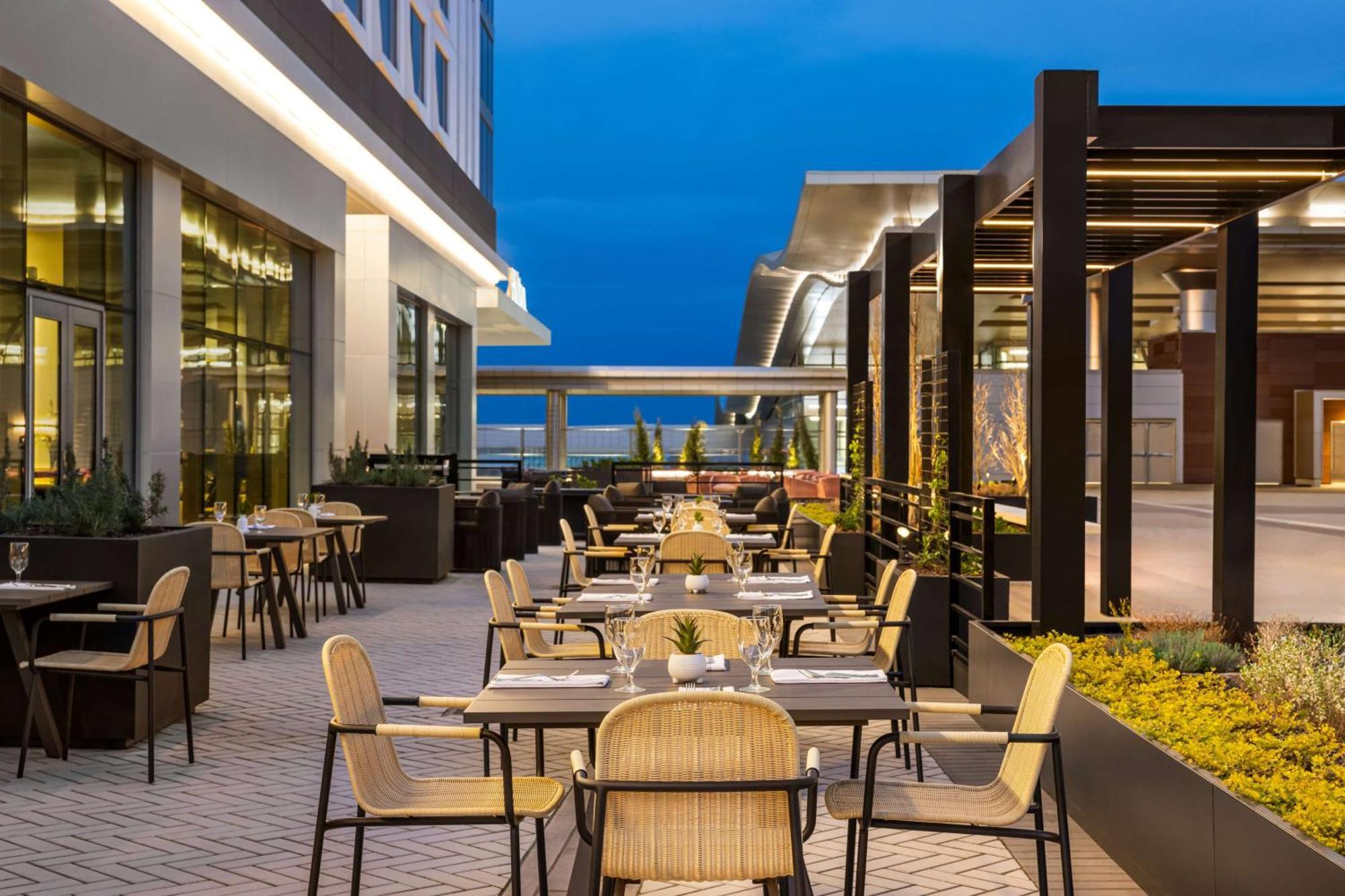 Hilton Bna Nashville Airport Terminal 외부 사진